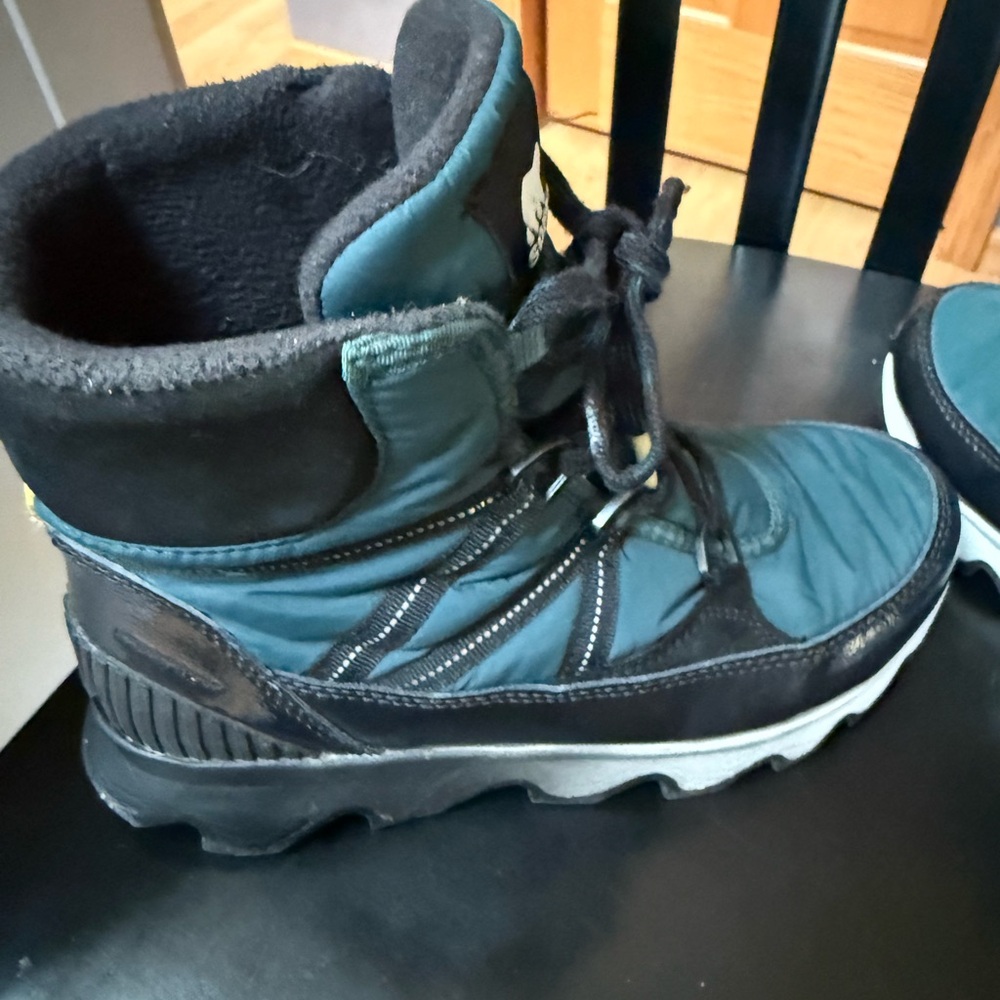 Sorel Women’s Sport Boot size 9 - Picture 4 of 9